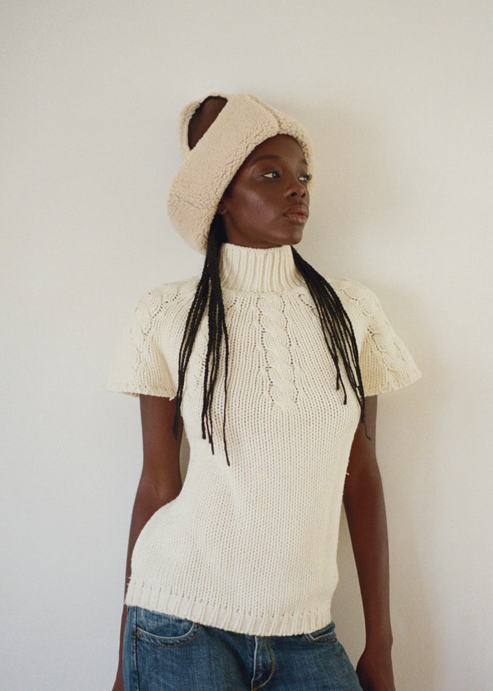 Maple Robin Sheepskin Hat