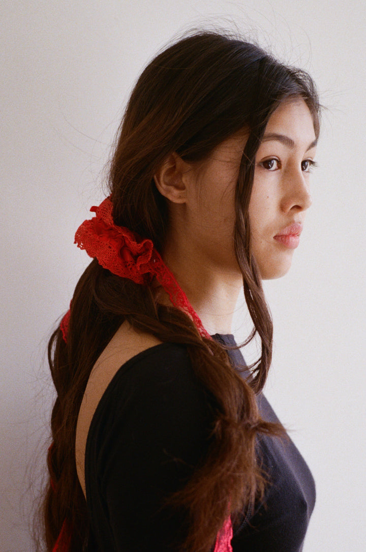 CAMELLIA SCRUNCHIE