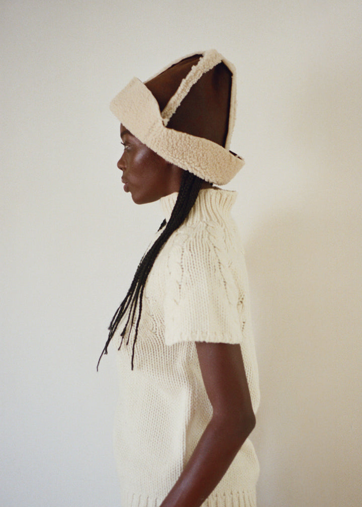 Maple Robin Sheepskin Hat