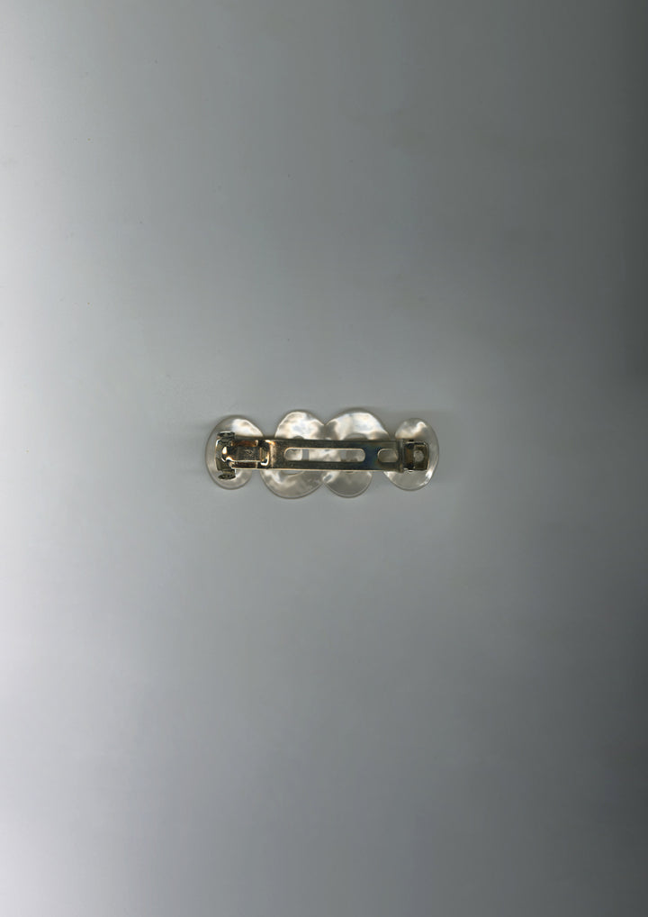 PEARL CHEYENNE BARRETTE