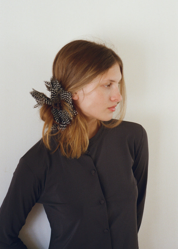 Lilium Feather Scrunchie
