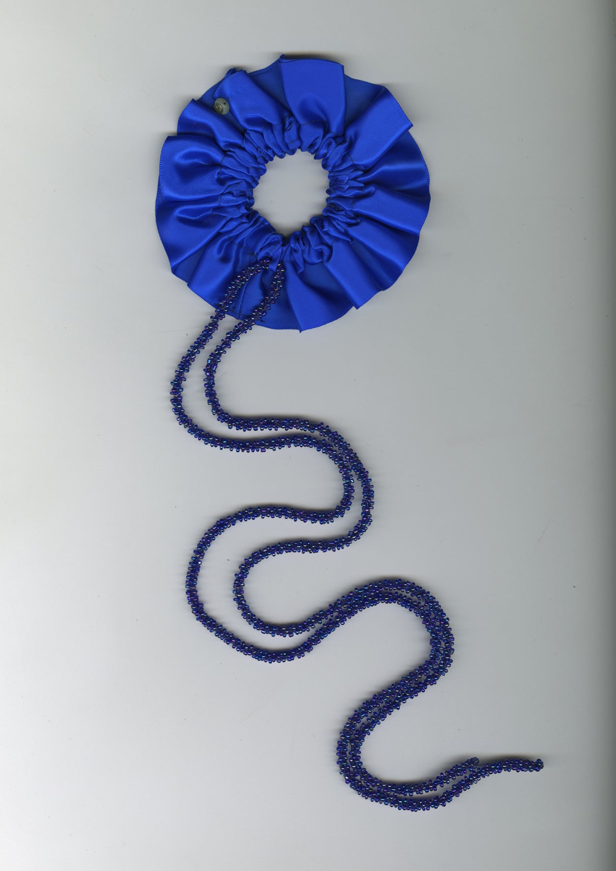 【MERRMA】メルマ シュシュ ビーズ BEAD SCRUNCHIE サテン SCRUNCHIES – MERRMA