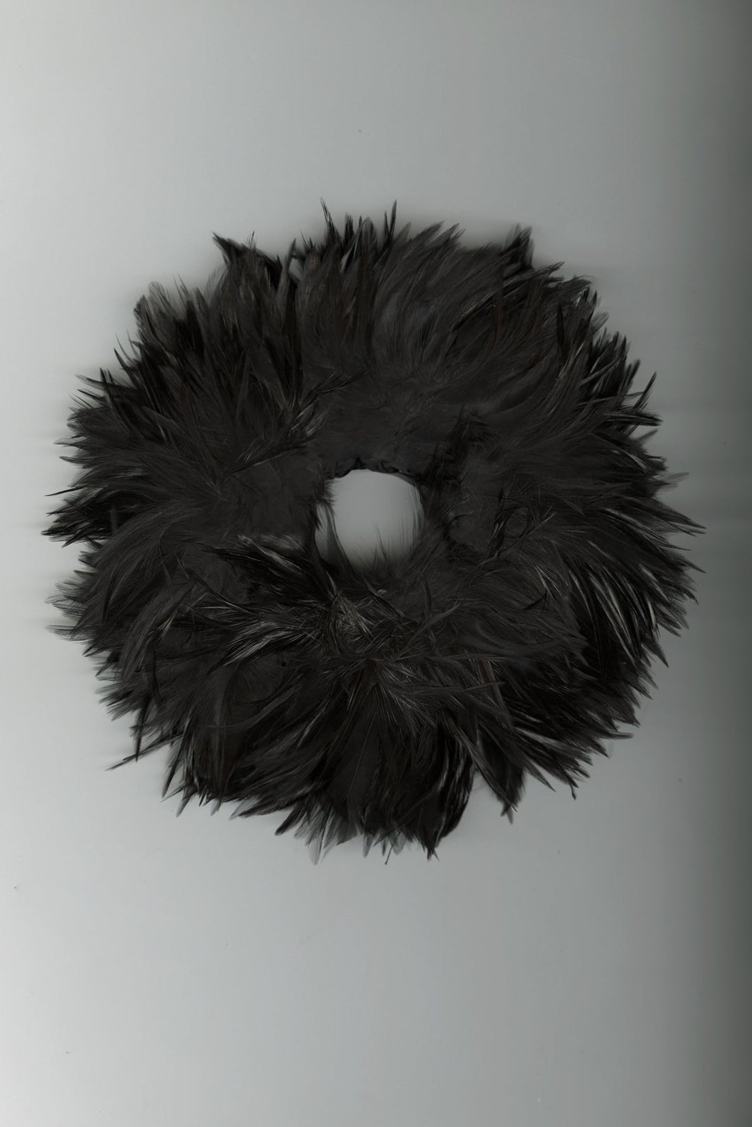 IOLANA FEATHER SCRUNCHIE