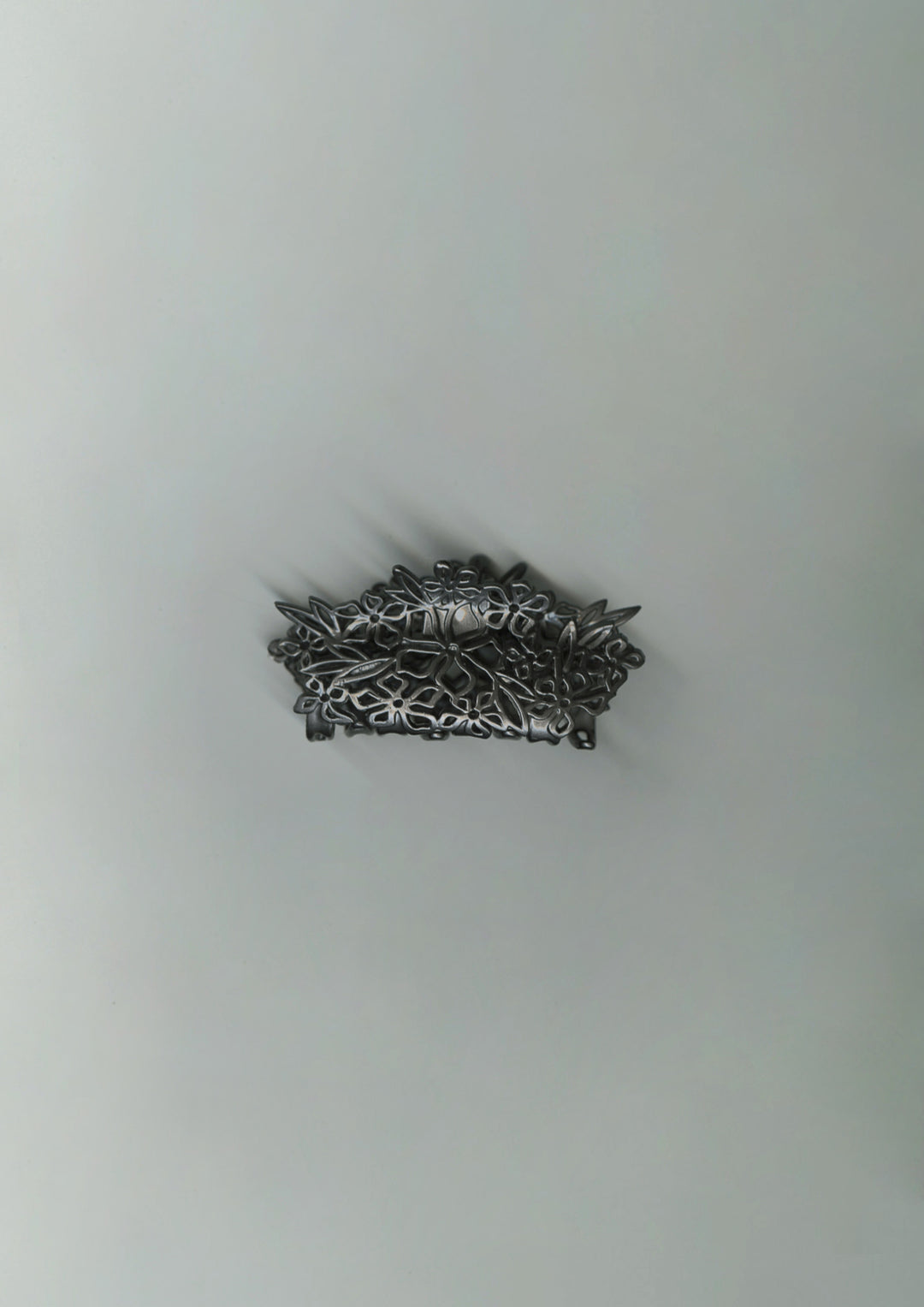 SHADOW PRAIRIE CLAW CLIP