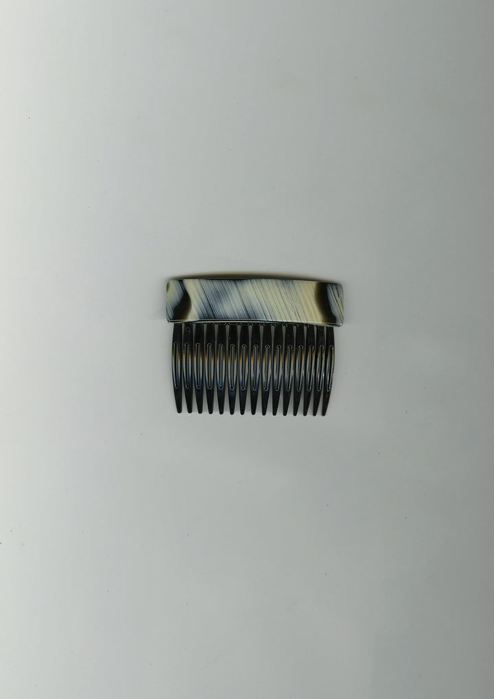 Attalea Corne Comb