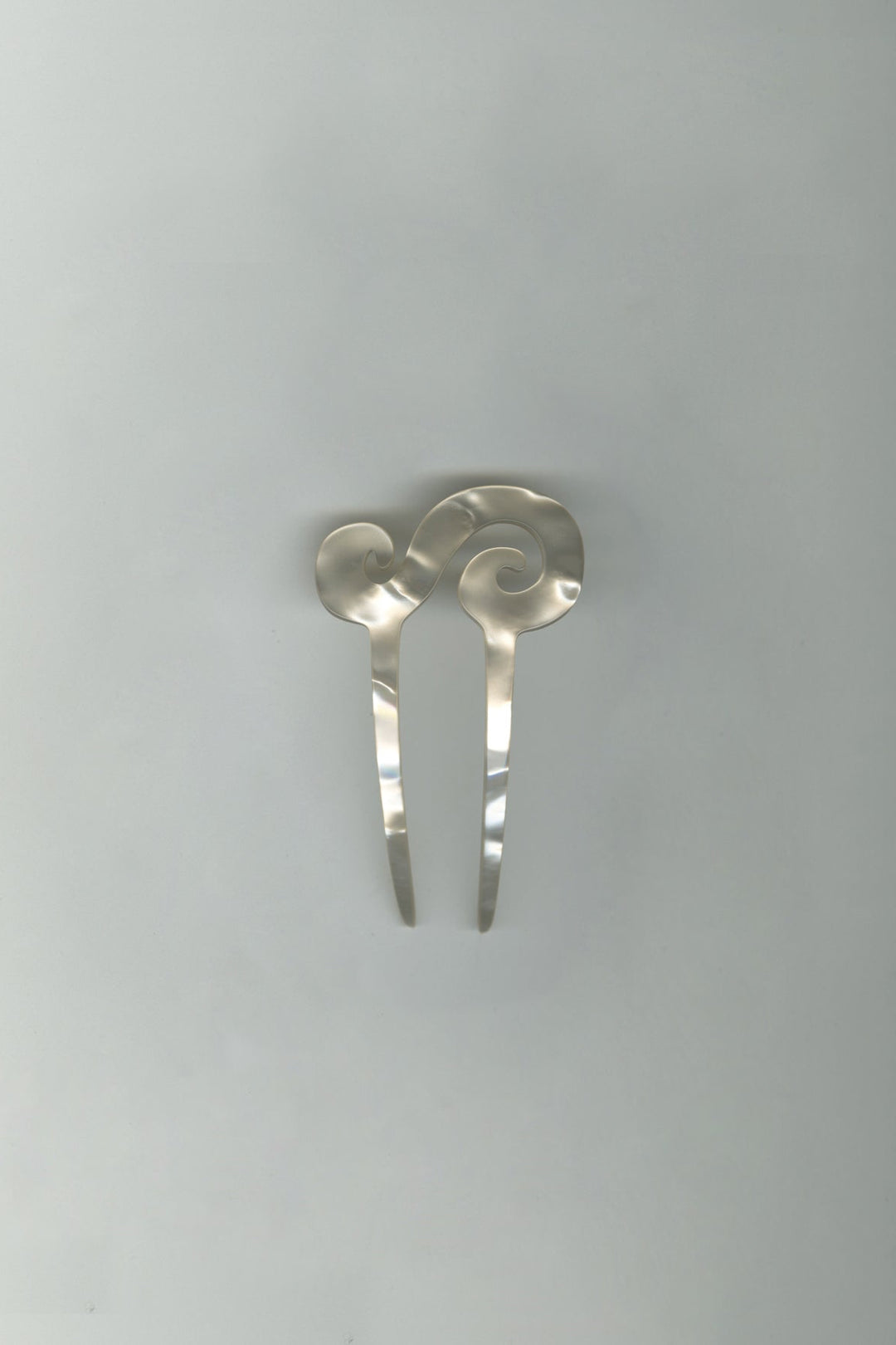 PEARL CHEYENNE FRENCH PIN