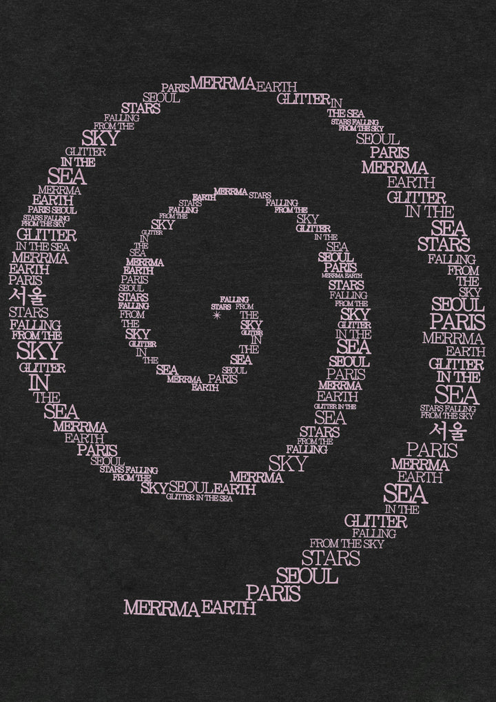 CHARCOAL SPIRAL SOUVENIR T-SHIRT