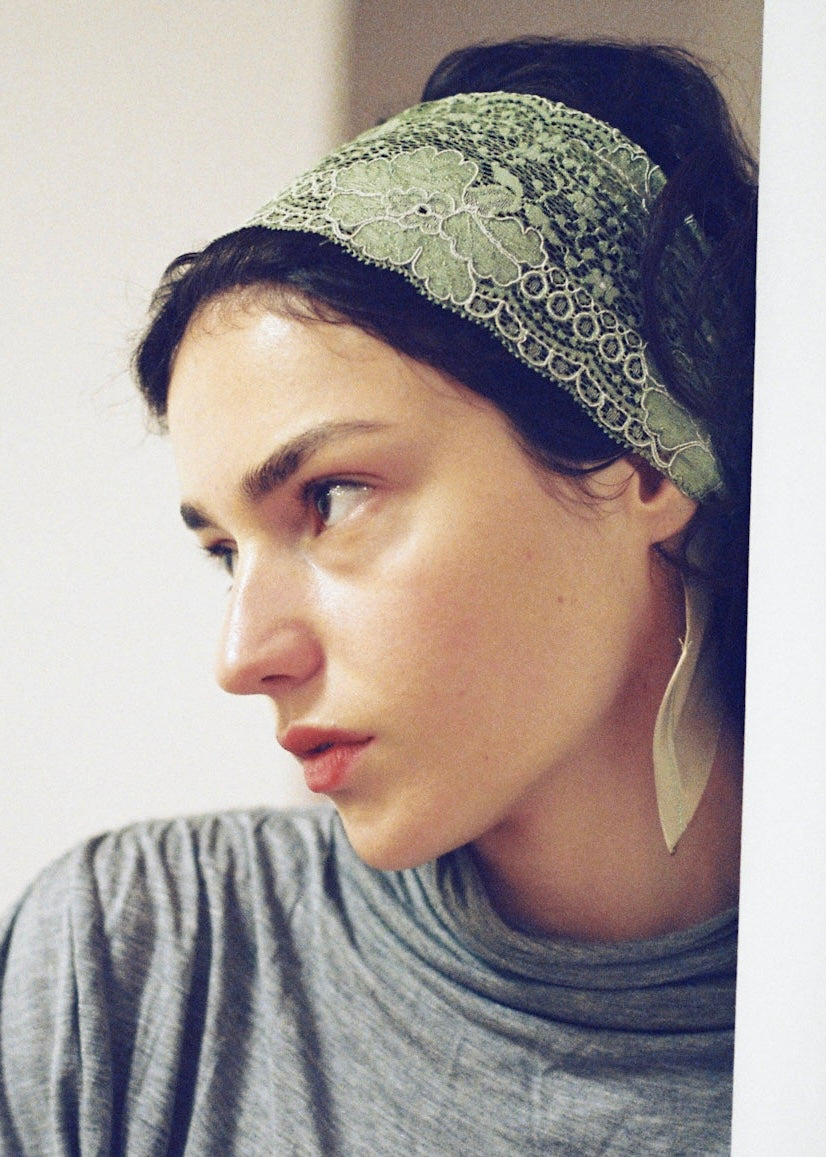 Prehnite Lace Bandeau – Merrma, handmade in Paris