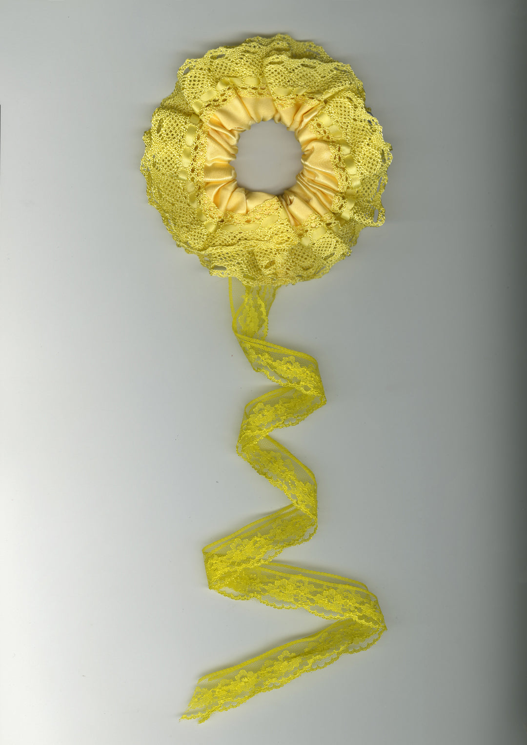 Primula Lace Scrunchie – Merrma, handmade in Paris