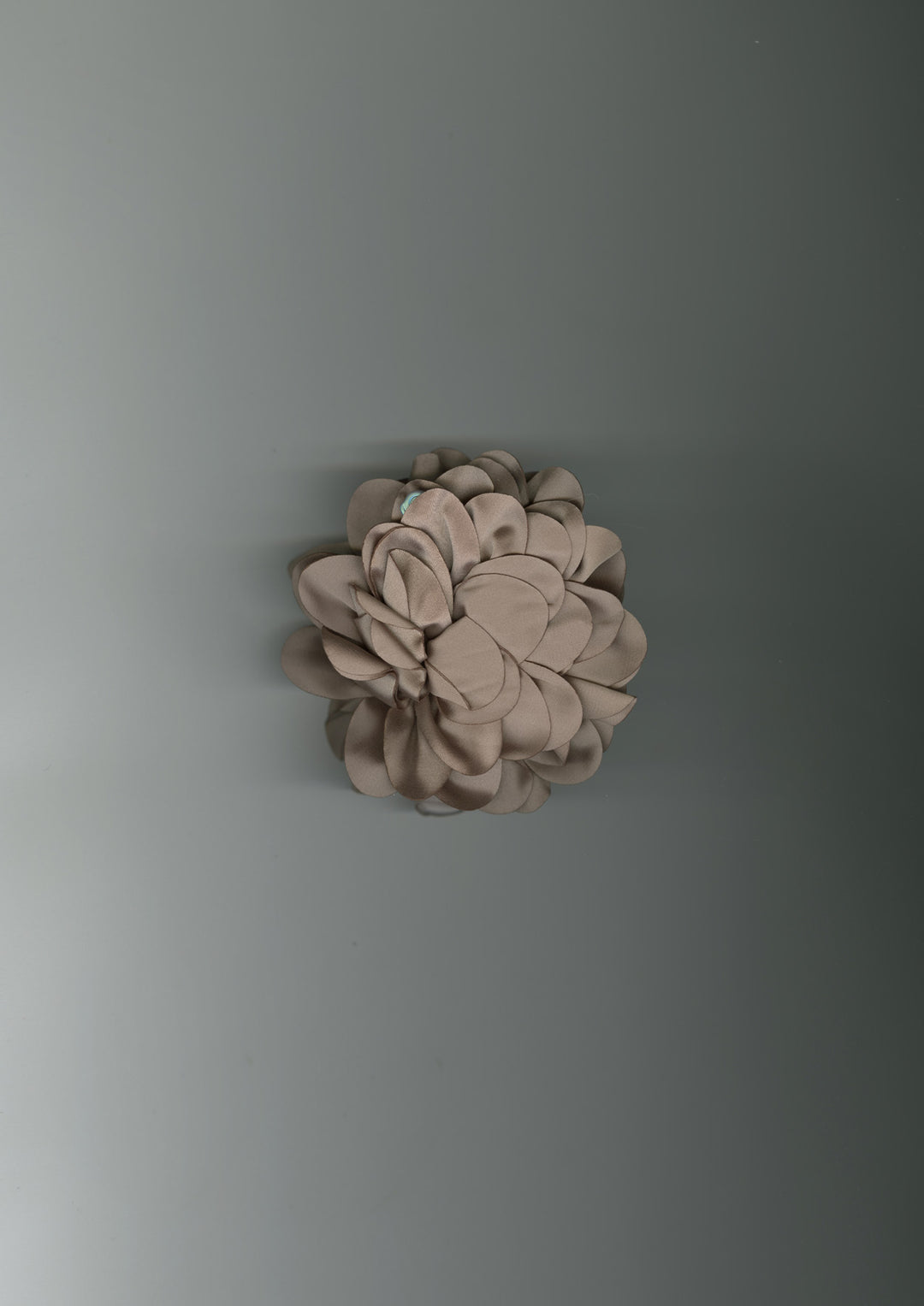 Sand Dahlia Satin Flower Scrunchie – Merrma, handmade in Paris