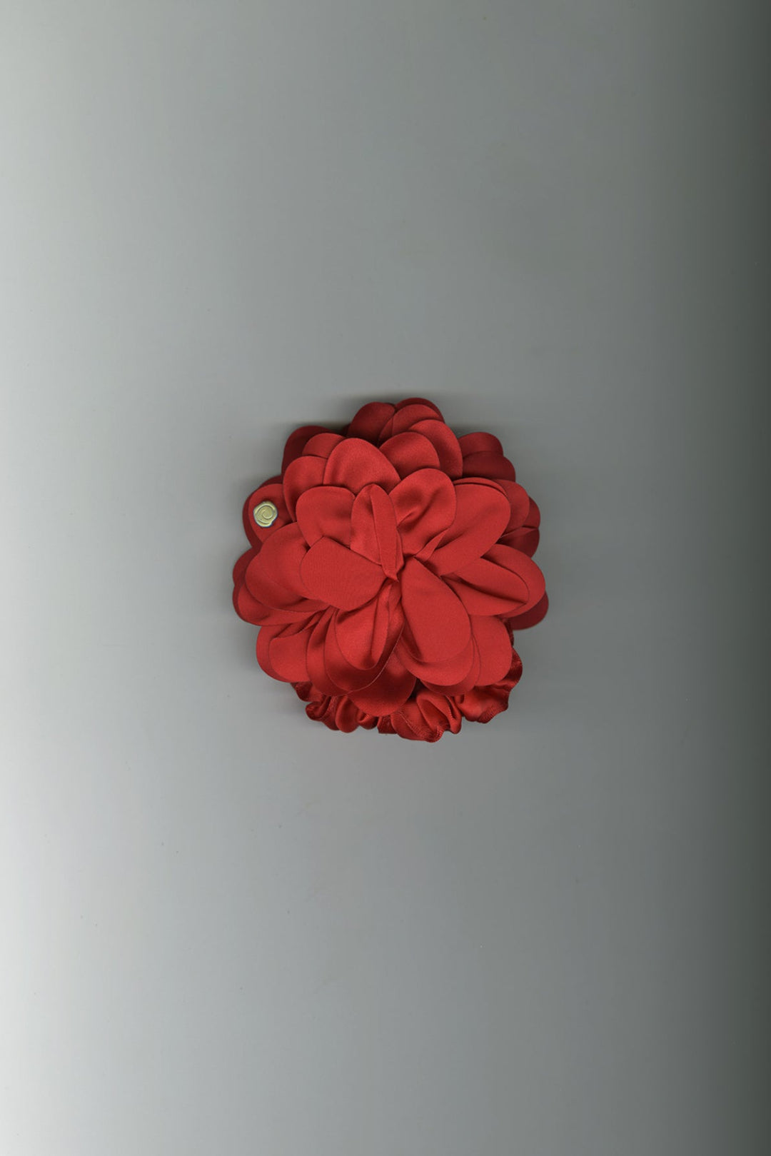 Scarlet Dahlia Satin Flower Scrunchie – Merrma, handmade in Paris